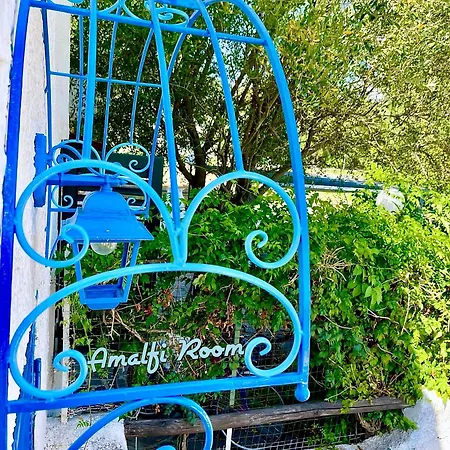 Amalfi ~ Camera Indipendente Con Bagno Interno Per Max 3/4 Persone פאלינורו