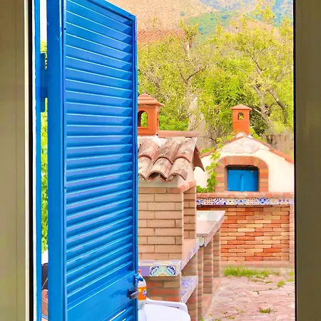 Amalfi ~ Indipendente Con Bagno Interno Per Max 3/4 Persone * Palinuro